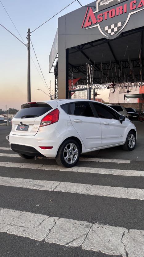 FORD Fiesta Hatch 1.6 16V 4P SE FLEX, Foto 7