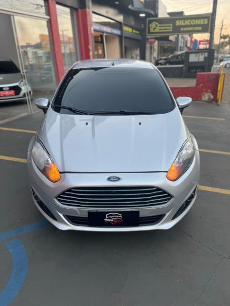 FORD Fiesta Hatch 1.5 16V 4P S FLEX, Foto 2
