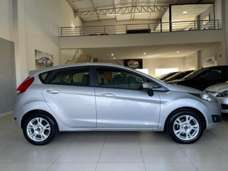 FORD Fiesta Hatch 1.6 16V 4P SEL FLEX, Foto 5
