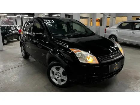 FORD Fiesta Hatch 1.6 4P FLEX, Foto 1