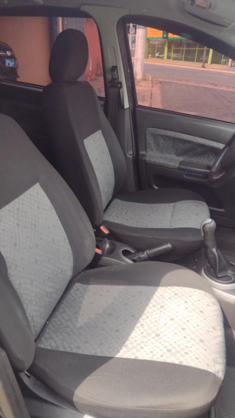 FORD Fiesta Hatch 1.6 4P FLEX, Foto 6