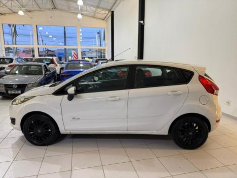 FORD Fiesta Hatch 1.5 16V 4P S FLEX, Foto 4
