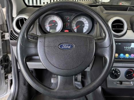 FORD Fiesta Hatch 1.6 CLASS, Foto 19