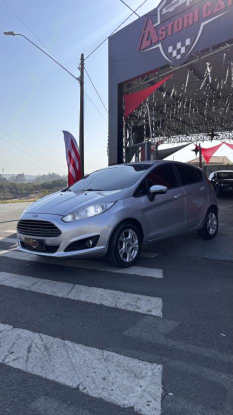 FORD Fiesta Hatch 1.5 16V 4P SE FLEX, Foto 2