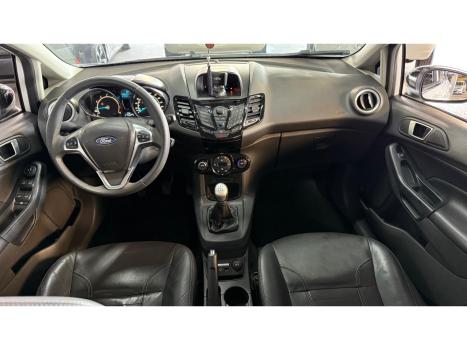 FORD Fiesta Hatch 1.6 4P TITANIUM FLEX, Foto 5