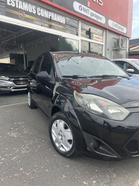 FORD Fiesta Hatch 1.6 4P FLEX, Foto 2