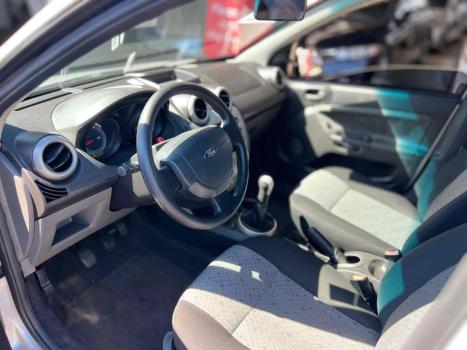 FORD Fiesta Hatch 1.6 4P ROCAM FLEX, Foto 8