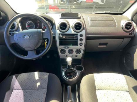 FORD Fiesta Hatch 1.6 4P ROCAM FLEX, Foto 9