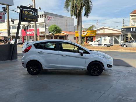 FORD Fiesta Hatch 1.6 16V 4P SE FLEX, Foto 4