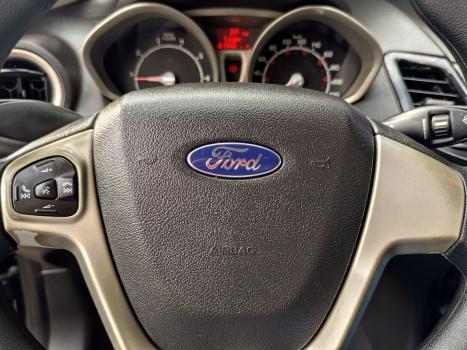 FORD Fiesta Hatch 1.6 4P ROCAM FLEX, Foto 16
