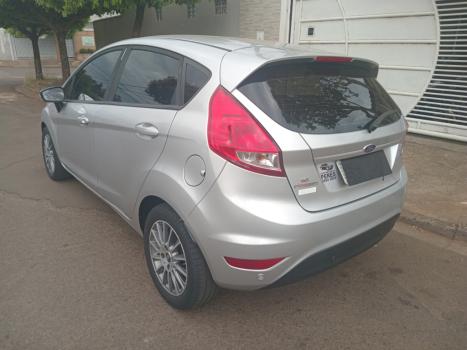 FORD Fiesta Hatch 1.6 16V 4P FLEX SEL POWERSHIFT AUTOMTICO, Foto 4