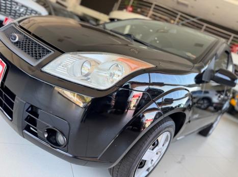 FORD Fiesta Hatch 1.6, Foto 3
