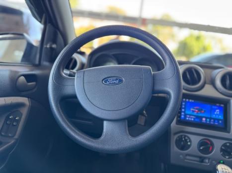 FORD Fiesta Hatch 1.6, Foto 11