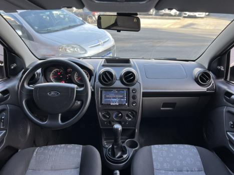 FORD Fiesta Hatch 1.0 4P FLEX, Foto 7