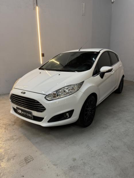FORD Fiesta Hatch 1.6 16V 4P TITANIUM FLEX, Foto 3