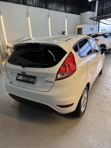 FORD Fiesta Hatch 1.6 16V 4P SE FLEX, Foto 4