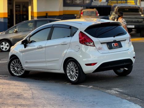 FORD Fiesta Hatch 1.6 16V 4P FLEX TITANIUM PLUS POWERSHIFT AUTOMTICO, Foto 3