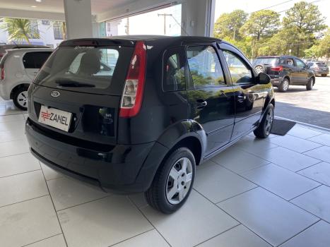FORD Fiesta Hatch 1.6, Foto 6