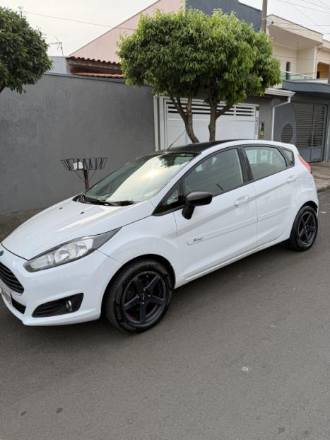 FORD Fiesta Hatch 1.5 16V 4P S FLEX, Foto 2