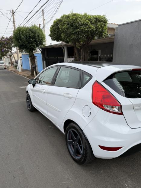 FORD Fiesta Hatch 1.5 16V 4P S FLEX, Foto 4