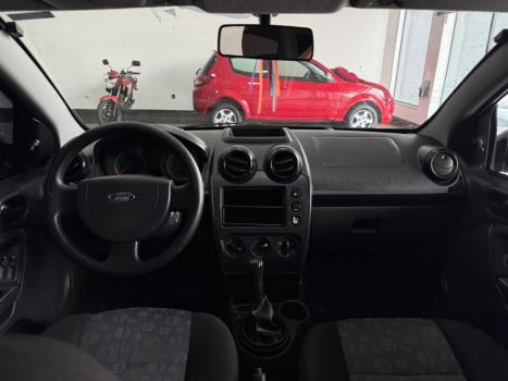 FORD Fiesta Hatch 1.0 4P FLEX, Foto 8
