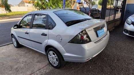 FORD Fiesta Sedan 1.6 4P FLEX, Foto 4