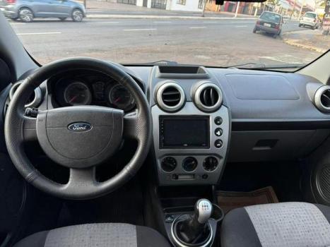 FORD Fiesta Sedan 1.6 4P FLEX, Foto 8