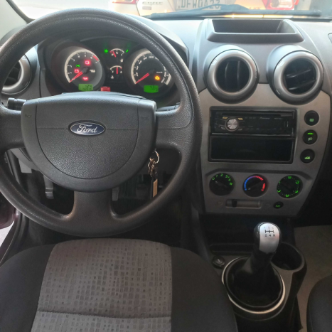 FORD Fiesta Sedan 1.6 4P FLEX, Foto 8