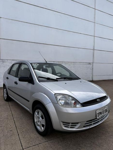 FORD Fiesta Sedan 1.6 4P FLEX, Foto 1