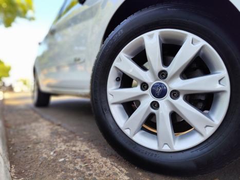 FORD Fiesta Sedan 1.6 4P SE FLEX, Foto 6