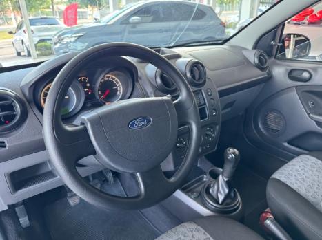 FORD Fiesta Sedan 1.6 4P ROCAM FLEX, Foto 13