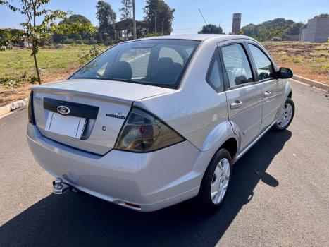 FORD Fiesta Sedan 1.6 4P FLEX, Foto 3