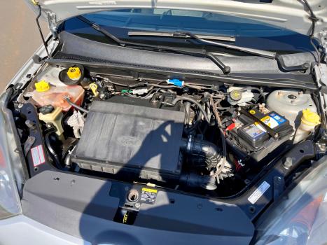 FORD Fiesta Sedan 1.6 4P FLEX, Foto 4