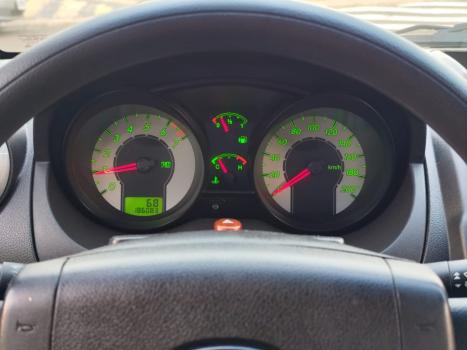 FORD Fiesta Sedan 1.6 4P FLEX, Foto 4