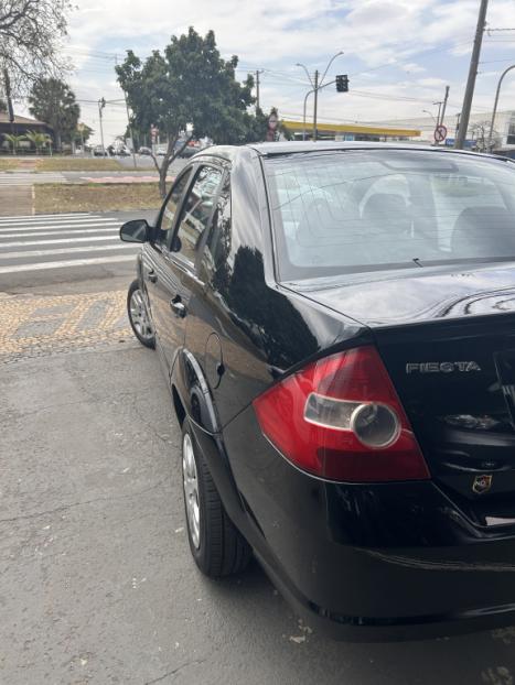 FORD Fiesta Sedan 1.6 4P FLEX, Foto 3