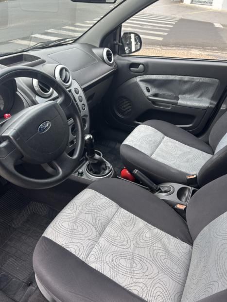 FORD Fiesta Sedan 1.6 4P FLEX, Foto 6