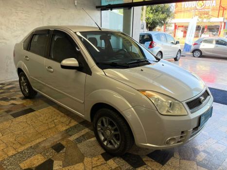 FORD Fiesta Sedan 1.6 4P FLEX, Foto 3