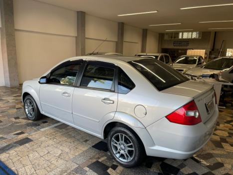FORD Fiesta Sedan 1.6 4P FLEX, Foto 8