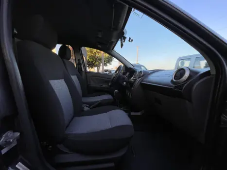 FORD Fiesta Sedan 1.6 16V 4P SE FLEX, Foto 16