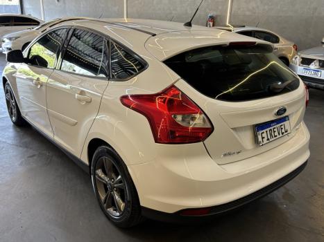 FORD Focus Hatch 1.6 16V 4P FLEX S, Foto 7