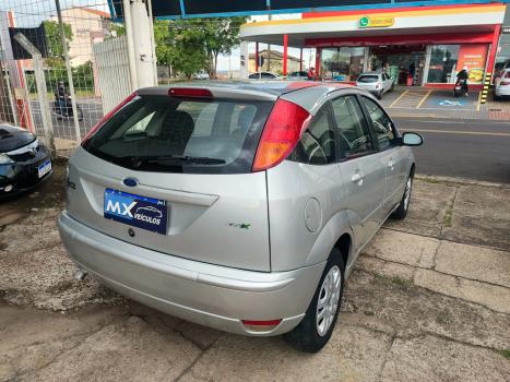 FORD Focus Hatch 1.6 4P FLEX GL, Foto 9