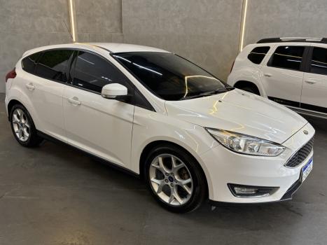 FORD Focus Hatch 1.6 16V 4P SE PLUS FLEX, Foto 1