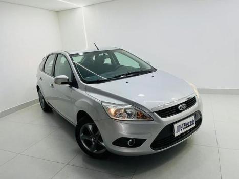 FORD Focus Hatch 1.6 16V 4P FLEX GL, Foto 17