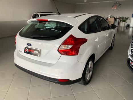 FORD Focus Hatch 1.6 16V 4P SE FLEX, Foto 6