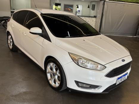 FORD Focus Hatch 1.6 16V 4P SE PLUS FLEX, Foto 2