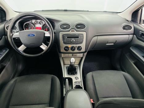 FORD Focus Hatch 1.6 16V 4P FLEX S, Foto 4