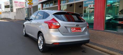 FORD Focus Hatch 1.6 16V 4P FLEX S, Foto 7