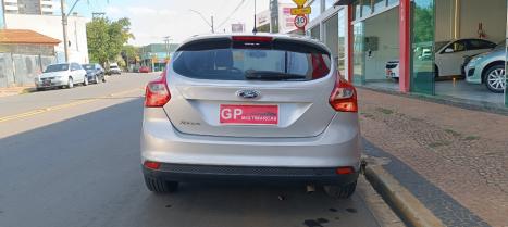 FORD Focus Hatch 1.6 16V 4P FLEX S, Foto 8
