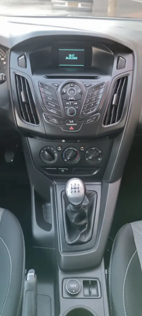 FORD Focus Hatch 1.6 16V 4P FLEX S, Foto 10
