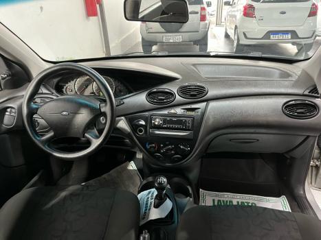 FORD Focus Hatch 1.6 16V 4P SE PLUS FLEX, Foto 8